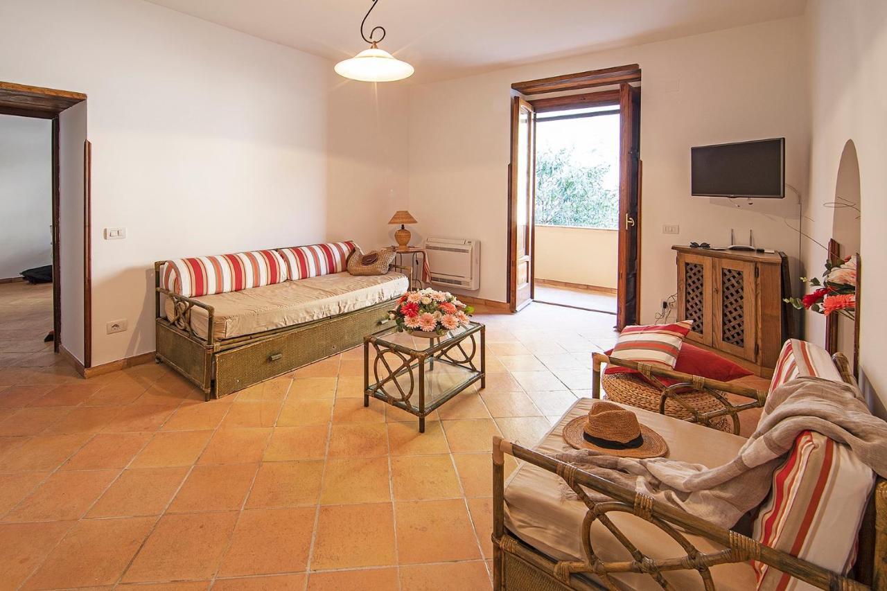 Borgo Di Conca Dei Mariniヴィラ エクステリア 写真