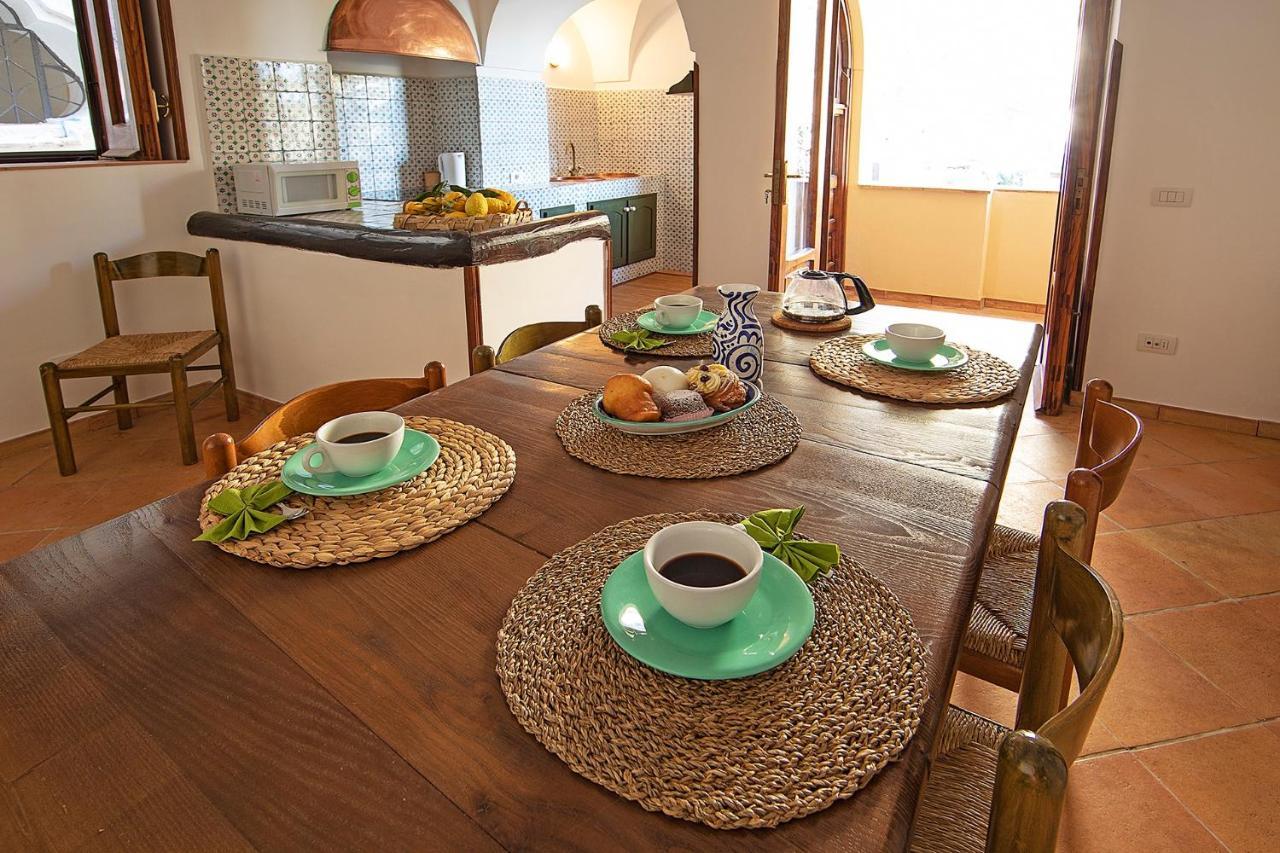 Borgo Di Conca Dei Mariniヴィラ エクステリア 写真