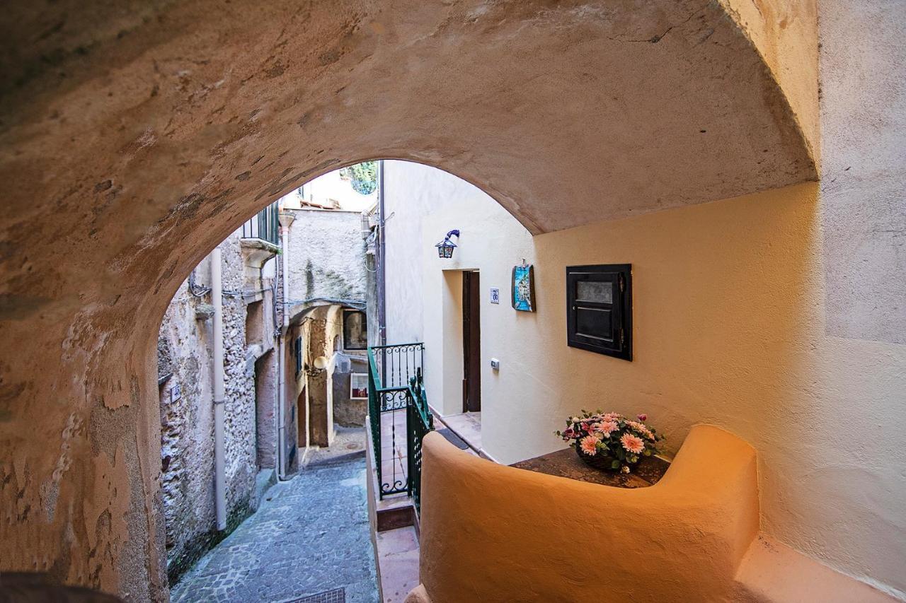 Borgo Di Conca Dei Mariniヴィラ エクステリア 写真